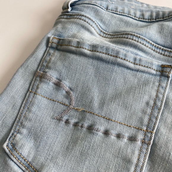 AMERICAN EAGLE HIGH RISE SHORTIE - Picture 6 of 8
